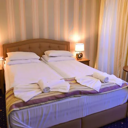 Family Lazur Otel 3*