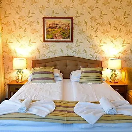 Family Lazur Hotell 3*