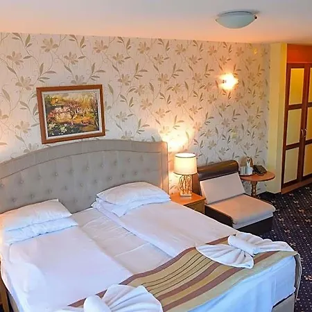 Family Lazur Hotel Bansko