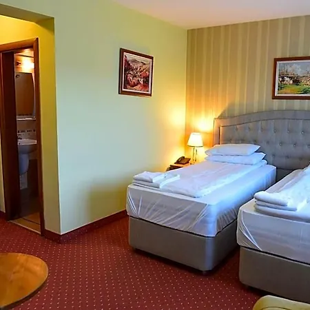 Family Lazur Hotel 3*