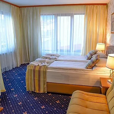 Family Lazur Hotel 3*