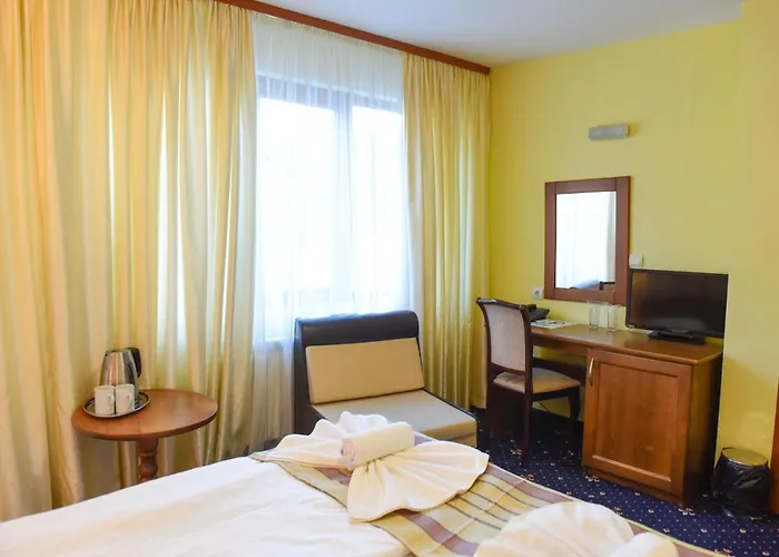 Hotel Family Lazur 3*