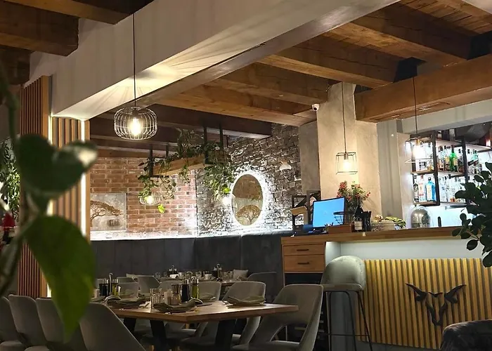 拉祖尔家庭酒店 酒店 3*